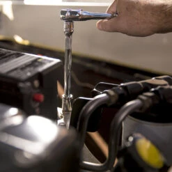 Kobalt Standard (SAE) And Metric Polished Chrome Mechanic's Tool Set With Tool Case - 127-Piece 11 Kobalt Standard (SAE) And Metric Polished Chrome Mechanic's Tool Set With Tool Case - 127-Piece -tool 1060610 48817649