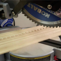 Kobalt 10in Compact Dual Bevel Sliding Miter Saw -tool 1413794 12182298