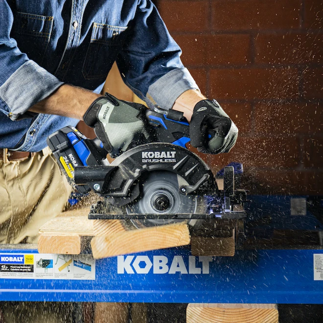 Kobalt 24-Volt XTR Max Cordless Circular Saw - Brushless Motor - 7 1/4-in - Bare Tool Without Battery 6 Kobalt 24-Volt XTR Max Cordless Circular Saw - Brushless Motor - 7 1/4-in - Bare Tool Without Battery - Image 4