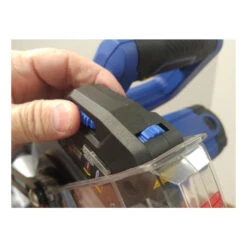 Kobalt Compact Sliding Single-Bevel Mitre Saw - Corded - 7 1/4-in - 10 A 10 Kobalt Compact Sliding Single-Bevel Mitre Saw - Corded - 7 1/4-in - 10 A -tool 89335003e L